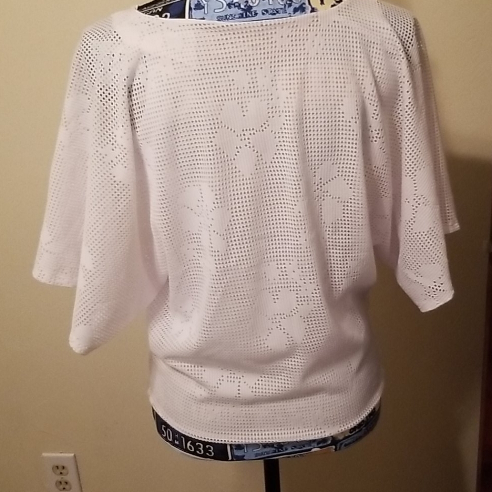 Top - Picture 4 of 4